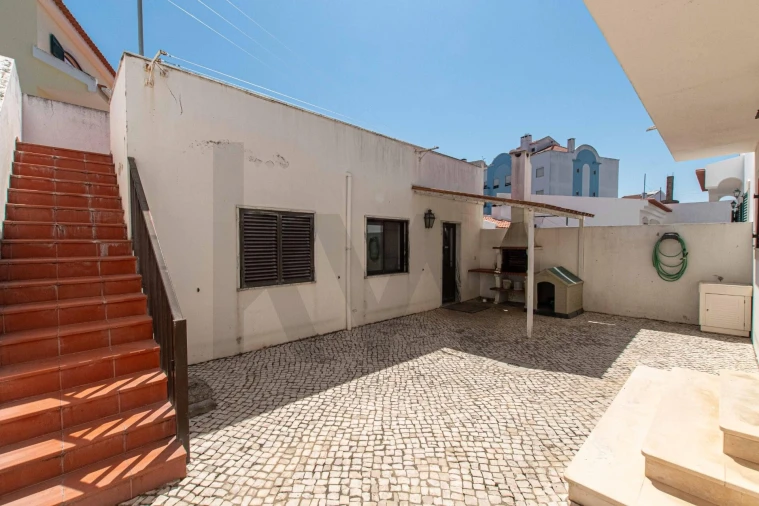 Moradia T5 para Venda em Samouco Foto 5