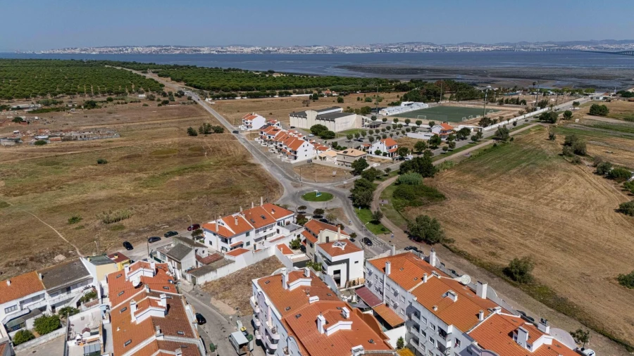 Moradia T5 para Venda em Samouco Foto 60
