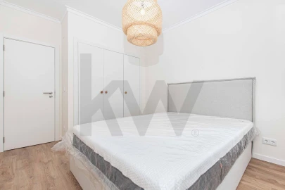 Apartamento T3 para Venda em Carcavelos e Parede