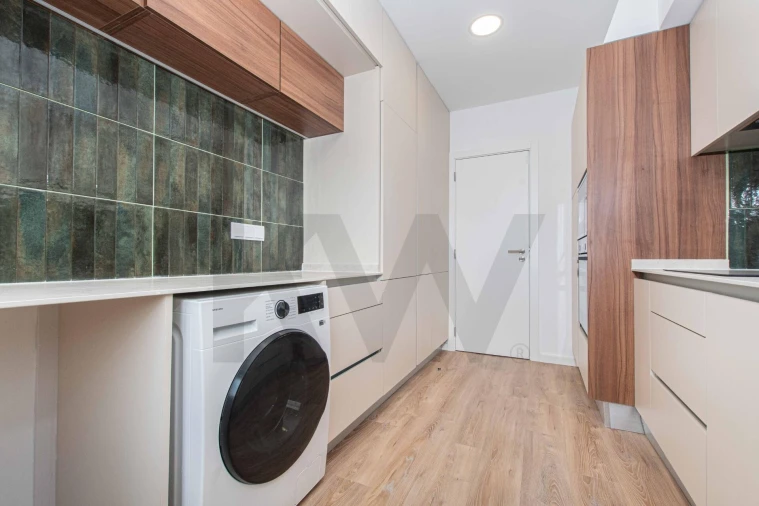 Apartamento T3 para Venda em Carcavelos e Parede Foto 4