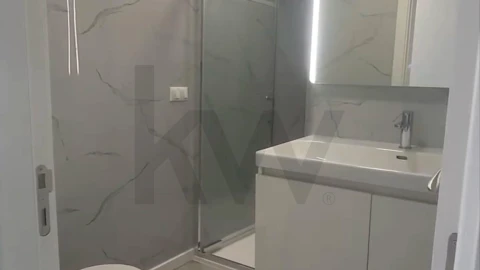 Apartamento T2 para Venda em Oeiras e São Julião da Barra, Paço de Arcos e Caxias