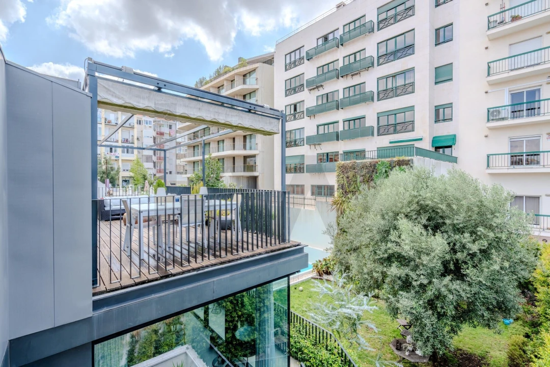 Apartamento T4 para Arrendamento em Campo de Ourique Foto 19