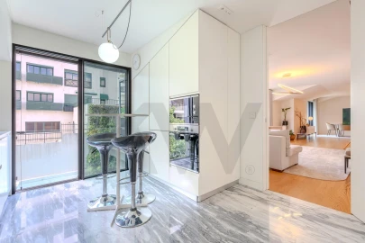 Apartamento T4 para Arrendamento em Campo de Ourique