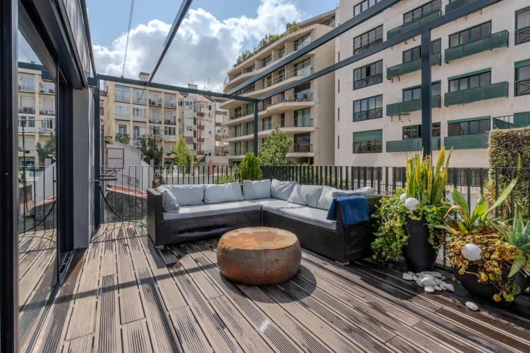 Apartamento T4 para Arrendamento em Campo de Ourique Foto 6