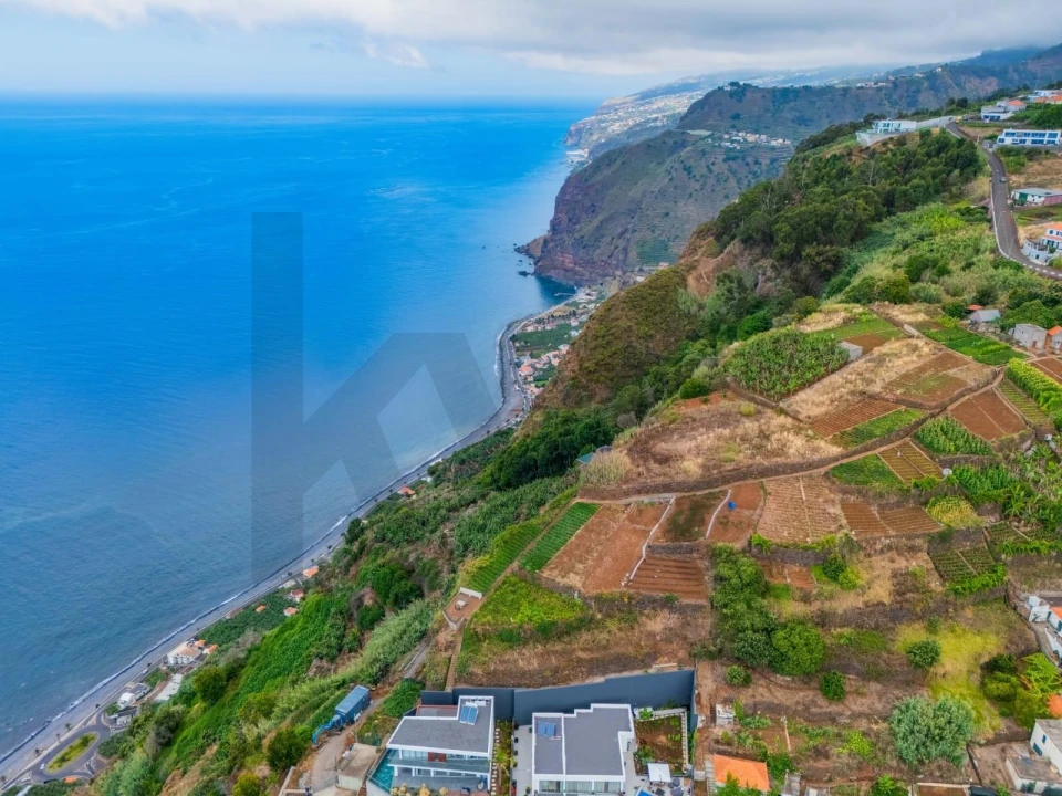 Terreno para Venda em Canhas Foto 14