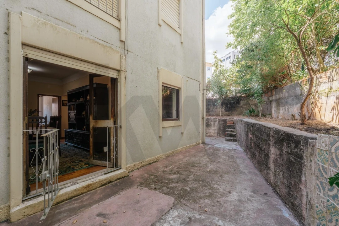 Apartamento T3 para Venda em Sé Nova, Santa Cruz, Almedina e São Bartolomeu Foto 30