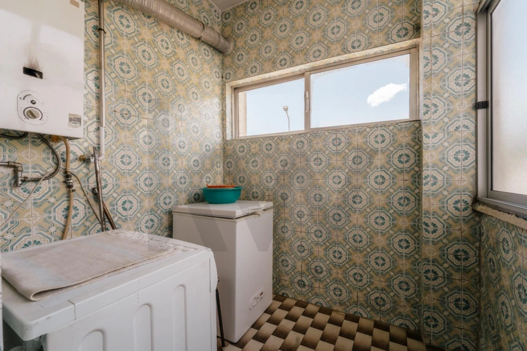 Apartamento T3 para Venda em Sé Nova, Santa Cruz, Almedina e São Bartolomeu Foto 26