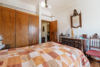 Apartamento T3 para Venda em Sé Nova, Santa Cruz, Almedina e São Bartolomeu
