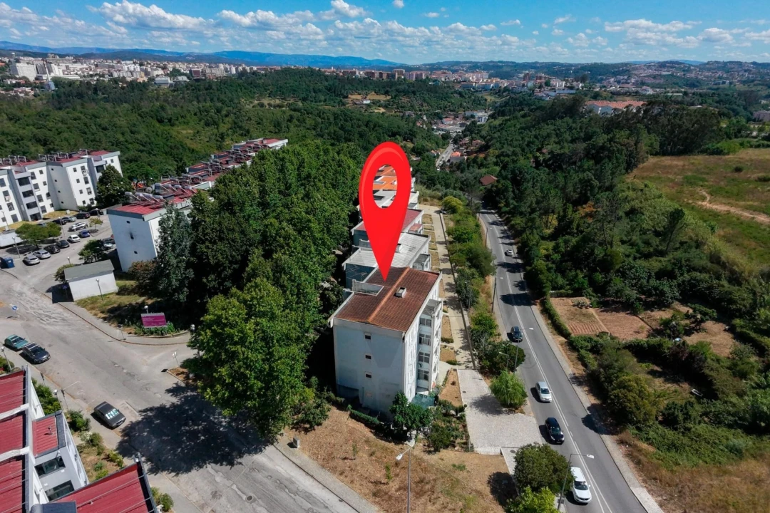 Apartamento T3 para Venda em Sé Nova, Santa Cruz, Almedina e São Bartolomeu Foto 39