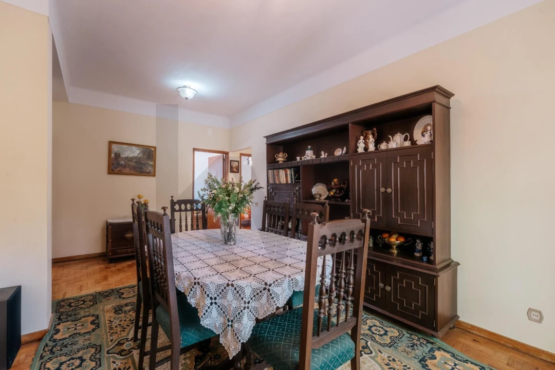 Apartamento T3 para Venda em Sé Nova, Santa Cruz, Almedina e São Bartolomeu Foto 3
