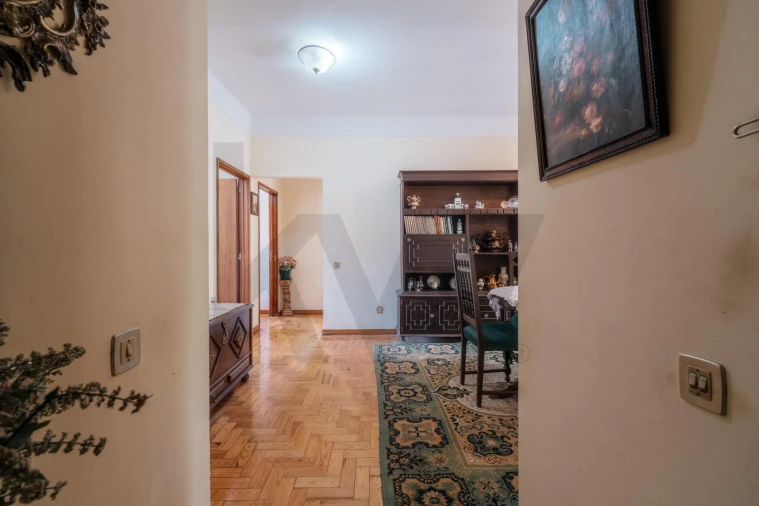 Apartamento T3 para Venda em Sé Nova, Santa Cruz, Almedina e São Bartolomeu Foto 6