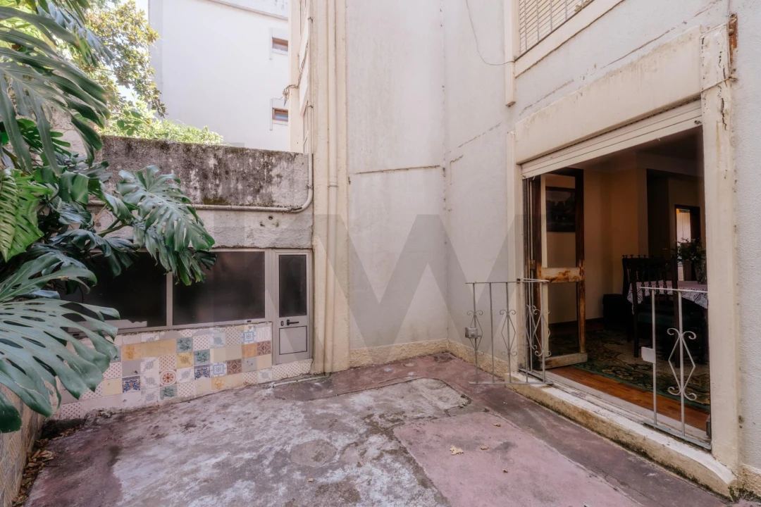 Apartamento T3 para Venda em Sé Nova, Santa Cruz, Almedina e São Bartolomeu Foto 32