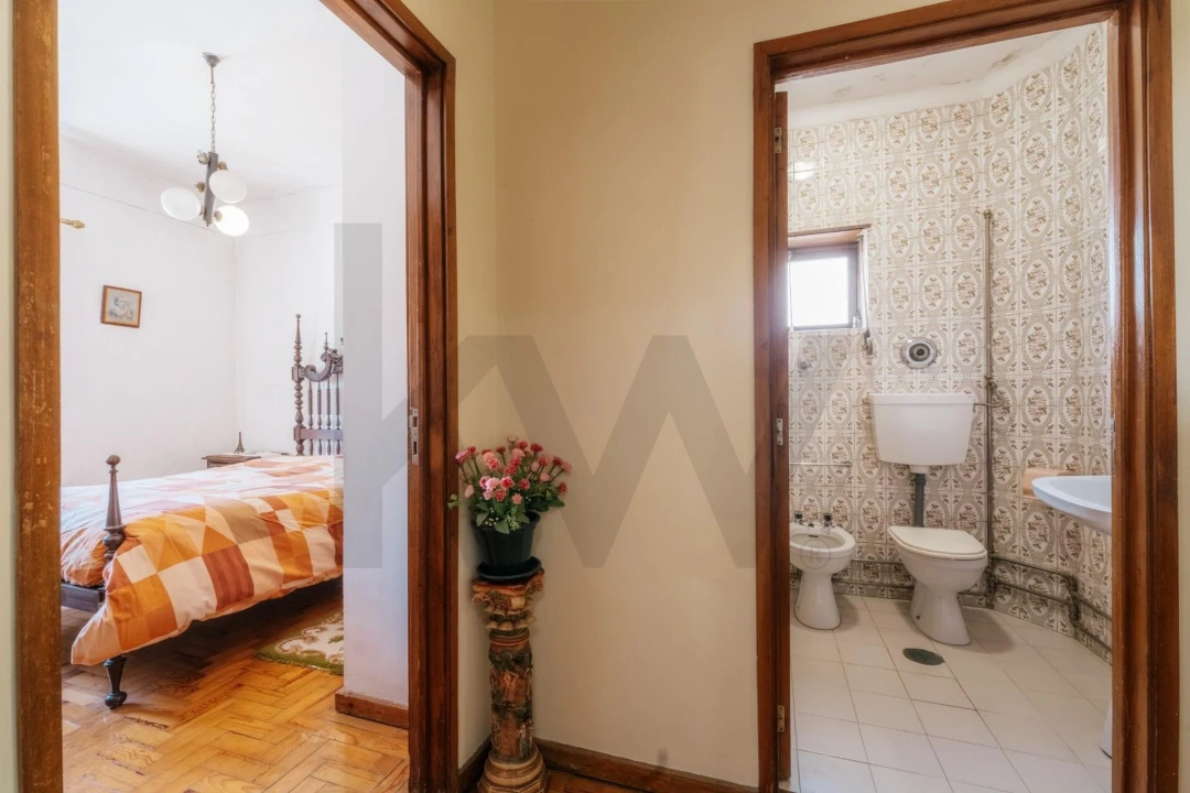 Apartamento T3 para Venda em Sé Nova, Santa Cruz, Almedina e São Bartolomeu Foto 12