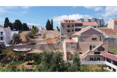 Terreno para Venda em Vialonga