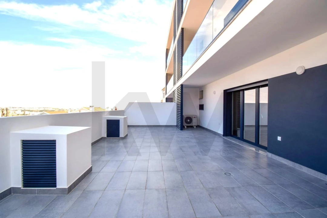 Apartamento T2 para Arrendamento em Ramada e Caneças Foto 26