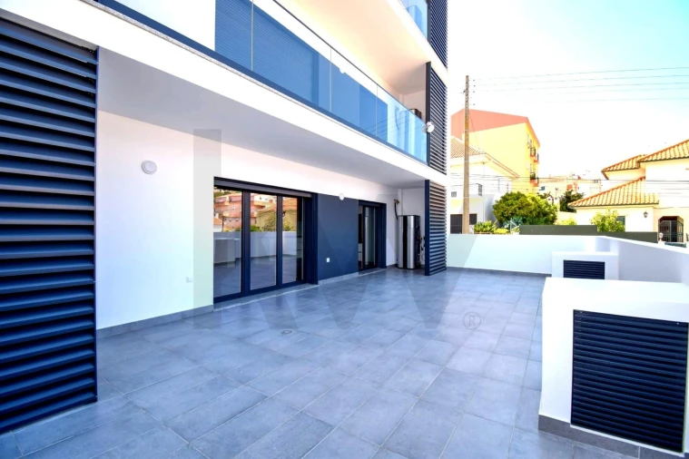 Apartamento T2 para Arrendamento em Ramada e Caneças Foto 25