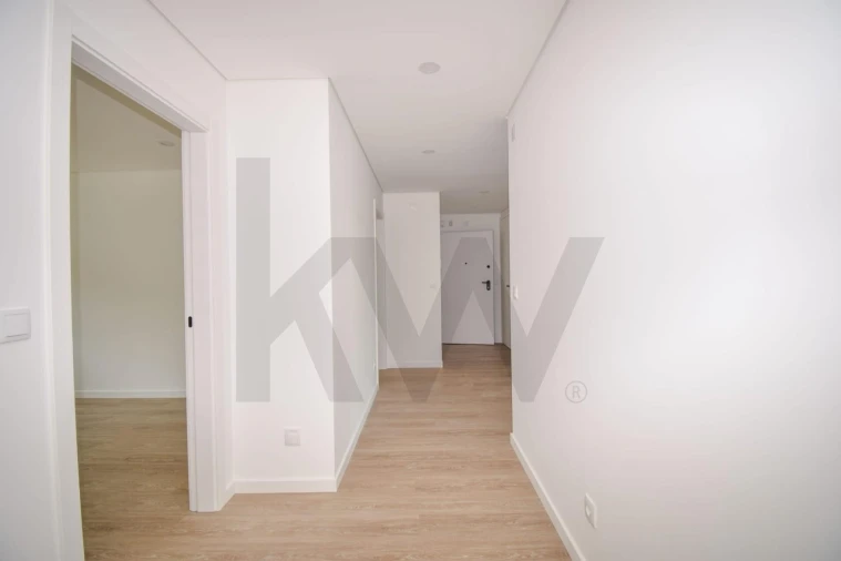 Apartamento T2 para Arrendamento em Ramada e Caneças Foto 19