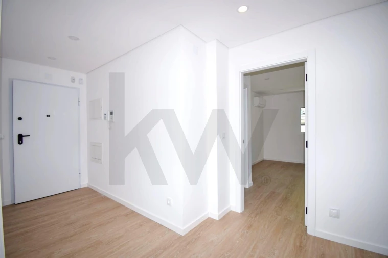 Apartamento T2 para Arrendamento em Ramada e Caneças Foto 11