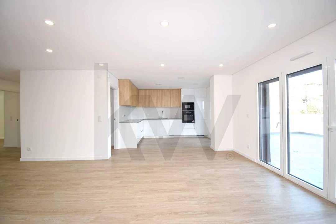 Apartamento T2 para Arrendamento em Ramada e Caneças Foto 3