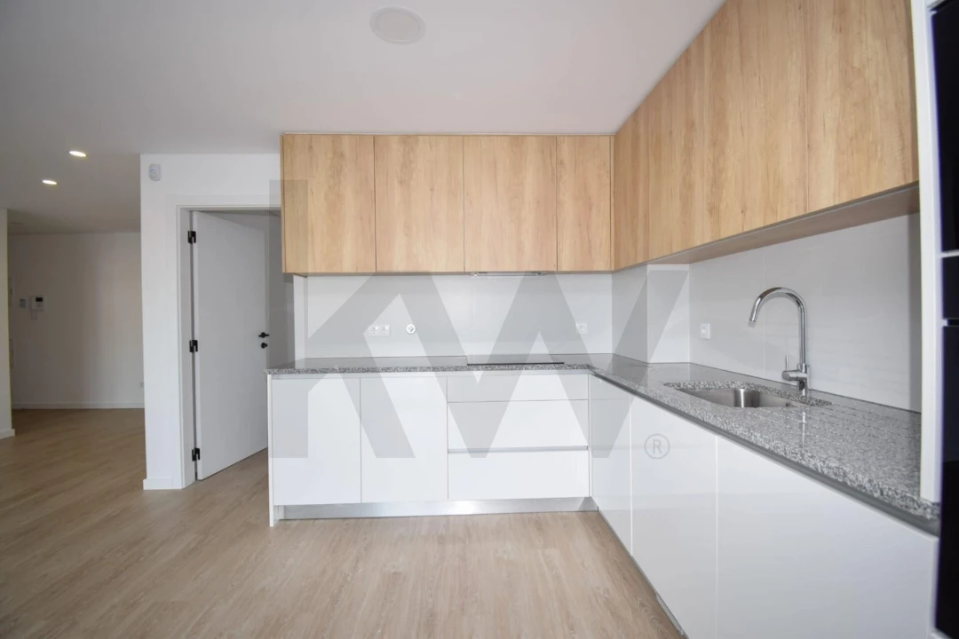 Apartamento T2 para Arrendamento em Ramada e Caneças Foto 6