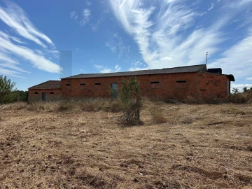 Terreno para Venda em Marmeleira e Assentiz