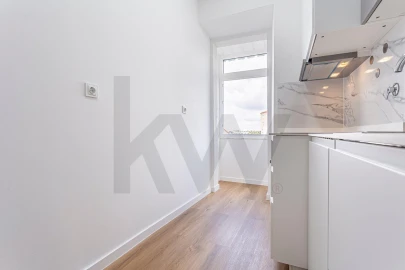Apartamento T2 para Venda em Penha de França