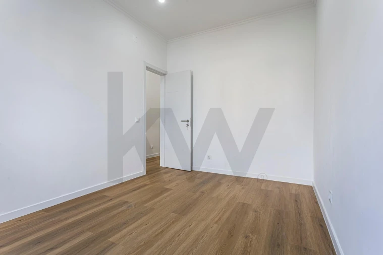 Apartamento T2 para Venda em Penha de França Foto 14