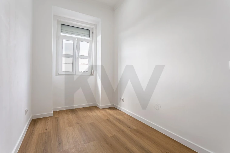 Apartamento T2 para Venda em Penha de França Foto 2