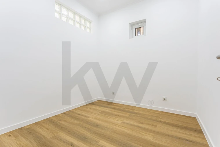 Apartamento T2 para Venda em Penha de França Foto 8