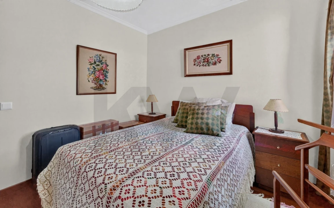 Apartamento T2 para Venda em Caniço Foto 9