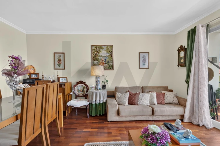 Apartamento T2 para Venda em Caniço Foto 30