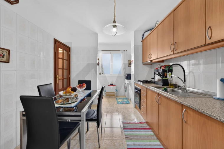 Apartamento T2 para Venda em Caniço Foto 21