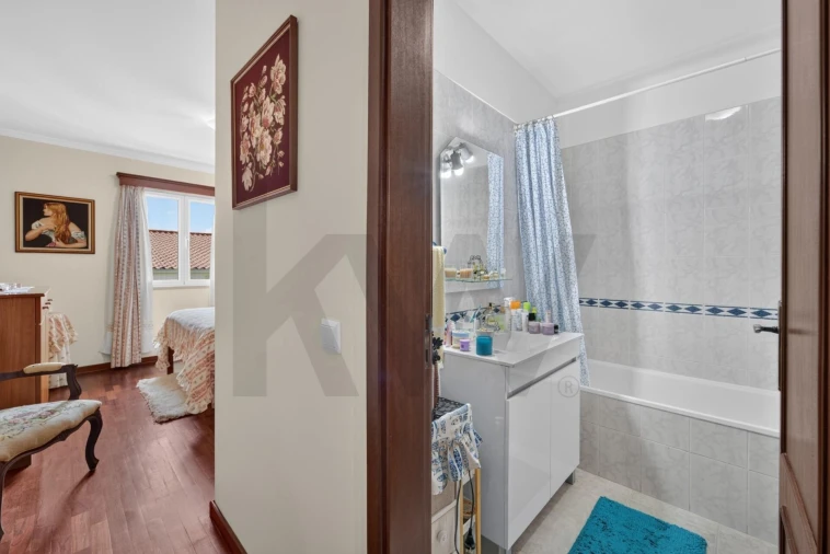 Apartamento T2 para Venda em Caniço Foto 13