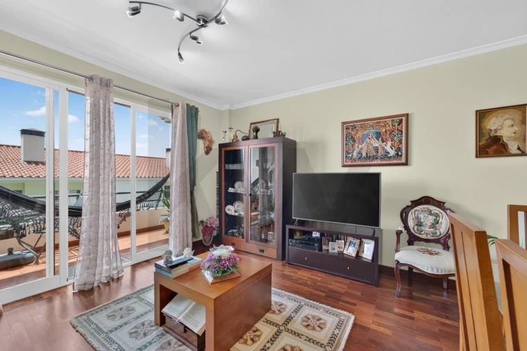 Apartamento T2 para Venda em Caniço Foto 26