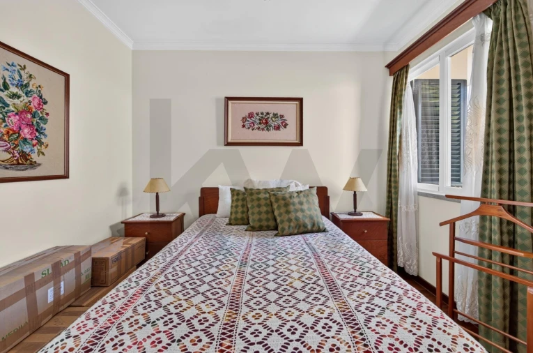 Apartamento T2 para Venda em Caniço Foto 8