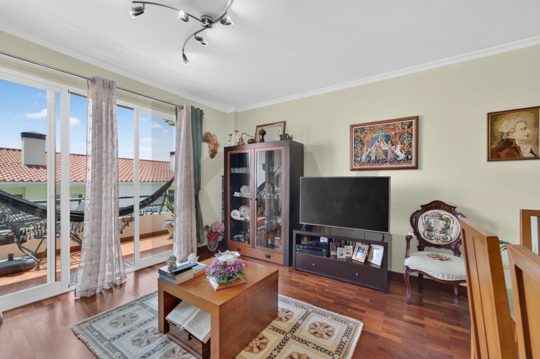 Apartamento T2 para Venda em Caniço Foto 26