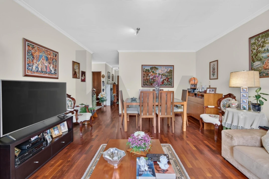 Apartamento T2 para Venda em Caniço Foto 22