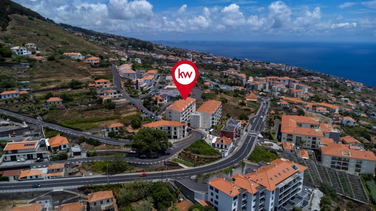 Apartamento T2 para Venda em Caniço Foto 5