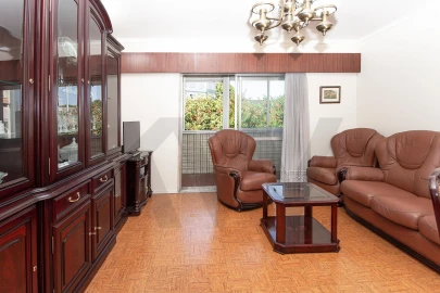 Apartamento T2 para Venda em Algés, Linda-A-Velha e Cruz Quebrada-Dafundo