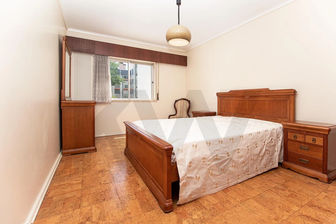 Apartamento T2 para Venda em Algés, Linda-A-Velha e Cruz Quebrada-Dafundo Foto 10