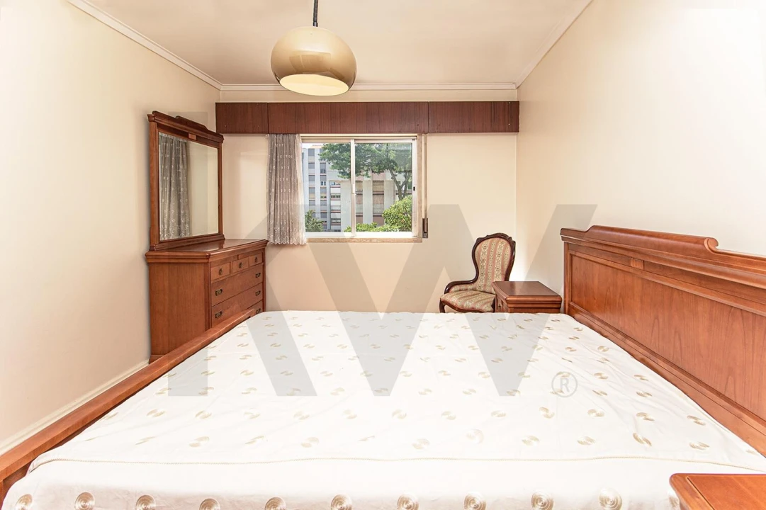 Apartamento T2 para Venda em Algés, Linda-A-Velha e Cruz Quebrada-Dafundo Foto 11
