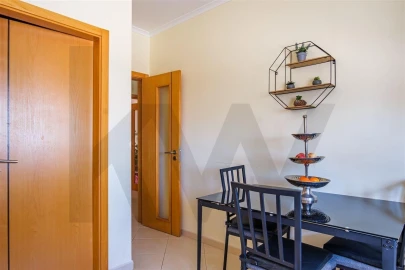 Moradia T3 para Venda em Ferreiras
