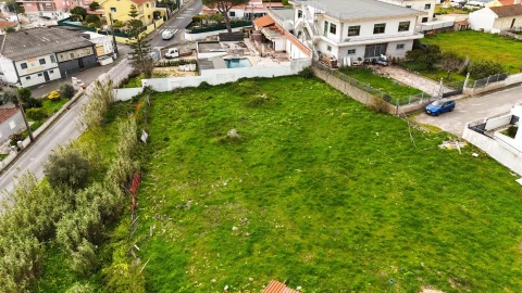 Terreno para Venda em Cacém e São Marcos