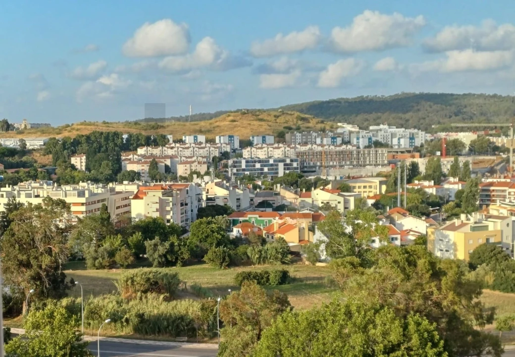 Apartamento T3 para Venda em Carnaxide e Queijas Foto 14
