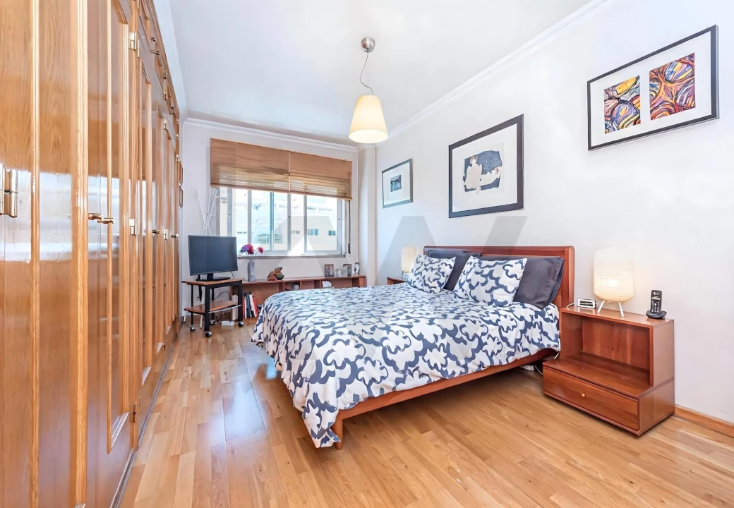 Apartamento T3 para Venda em Carnaxide e Queijas Foto 22