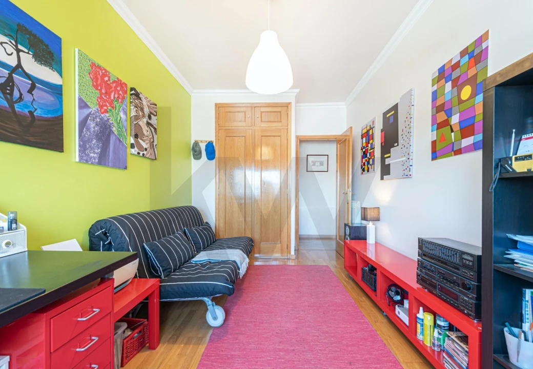 Apartamento T3 para Venda em Carnaxide e Queijas Foto 27