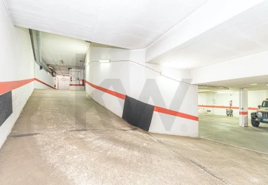 Apartamento T3 para Venda em Carnaxide e Queijas