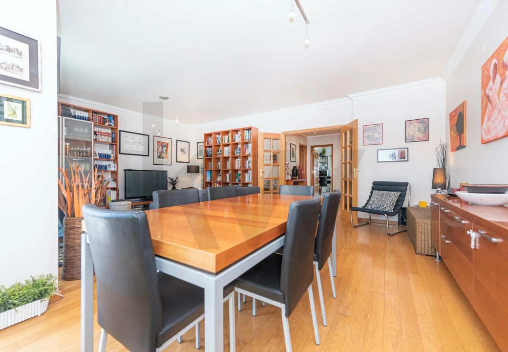 Apartamento T3 para Venda em Carnaxide e Queijas Foto 10