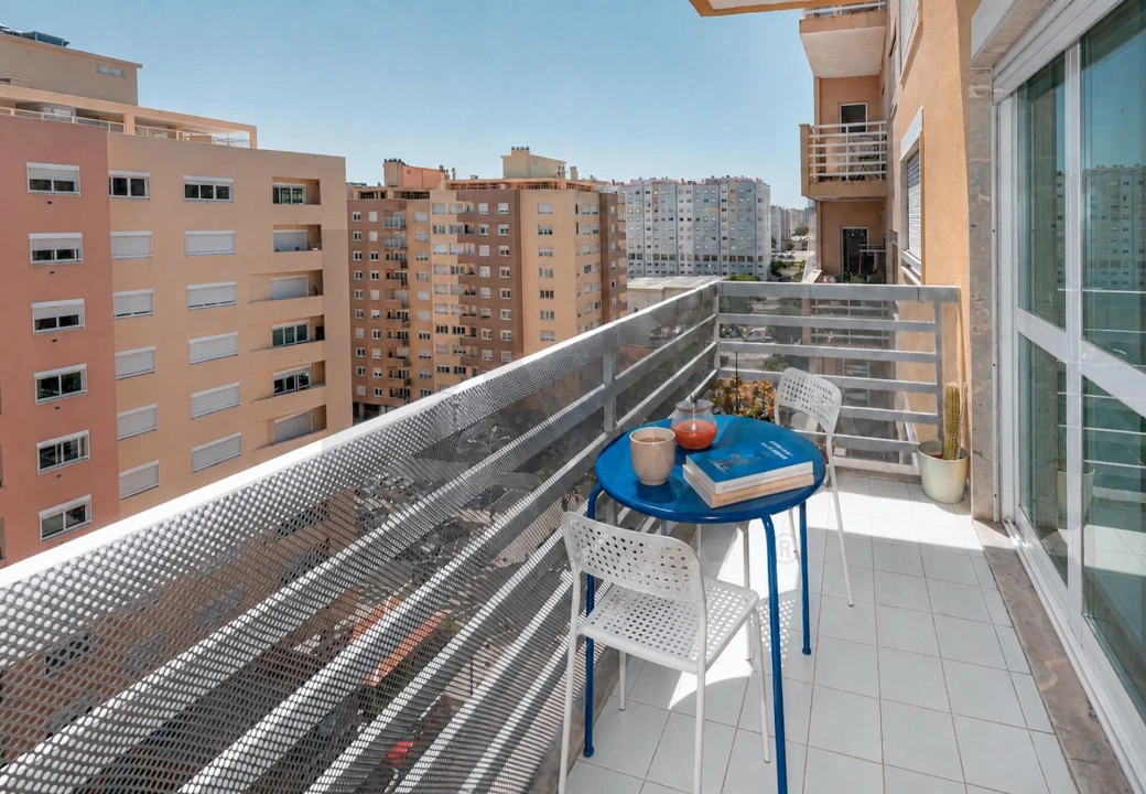Apartamento T3 para Venda em Carnaxide e Queijas Foto 12