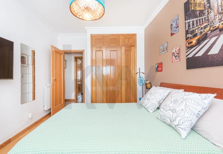 Apartamento T3 para Venda em Carnaxide e Queijas Foto 29